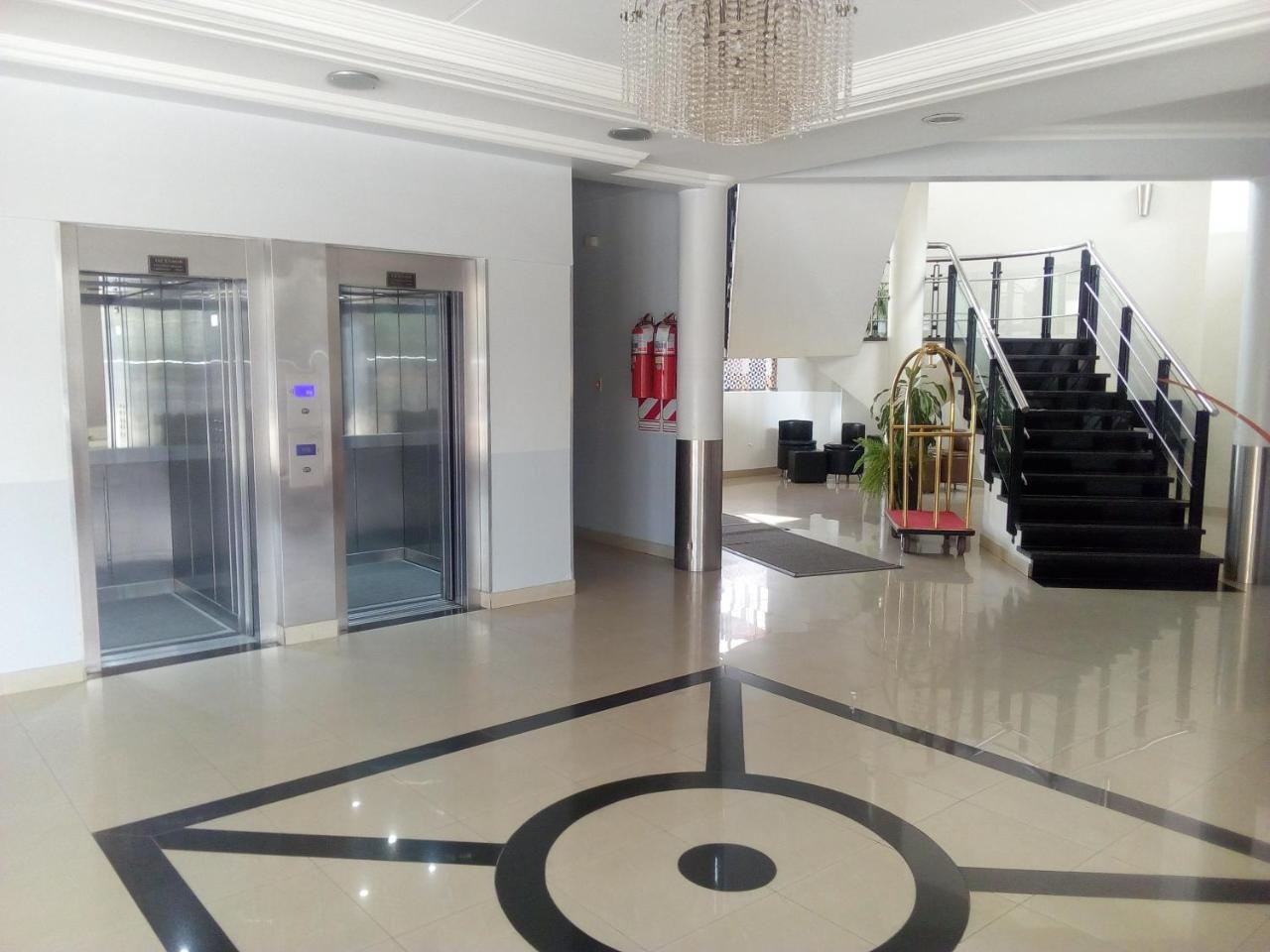 Hotel Le Park San Miguel de Tucumán Exteriör bild